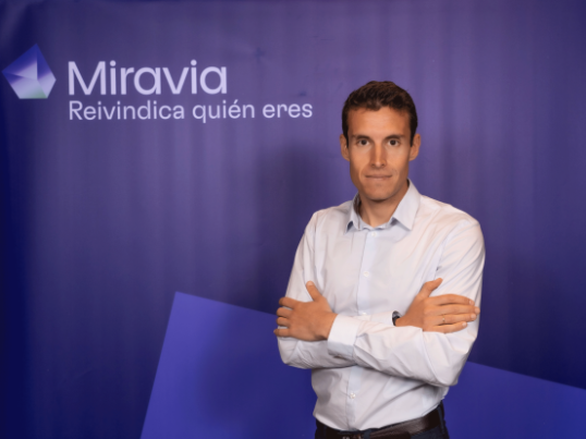 Miguel de la Hera-Vice President, Logistics, en Miravia