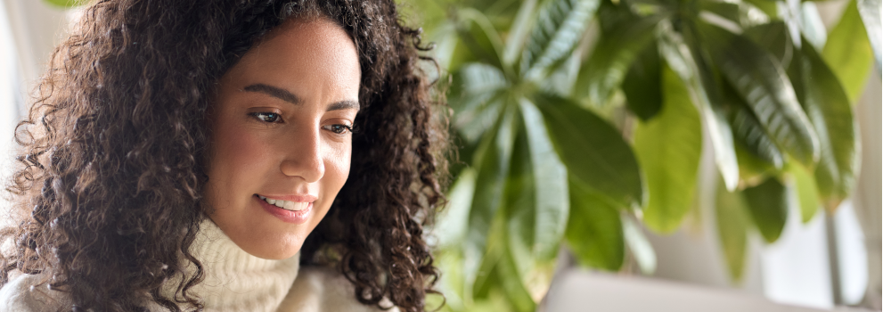 The girl applies to the IT department